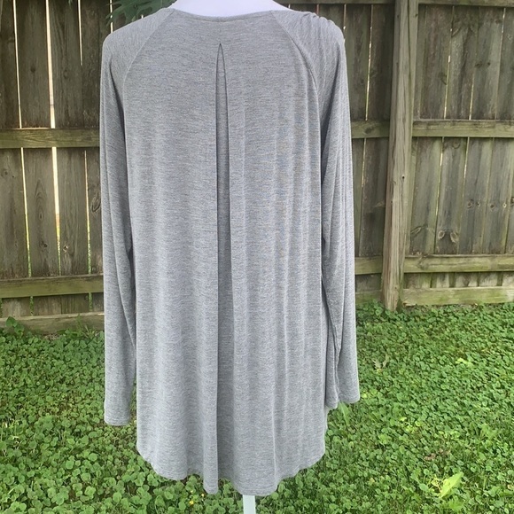 WHBM Gray Hi-Lo Long Sleeved Shirt - Picture 6 of 9